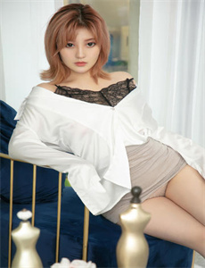 胸大的美女,擦姐姐