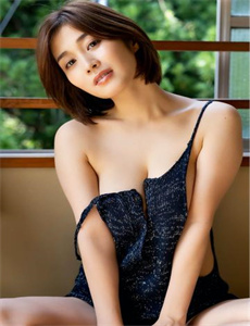 美女接吻-4399在线播放免费观看